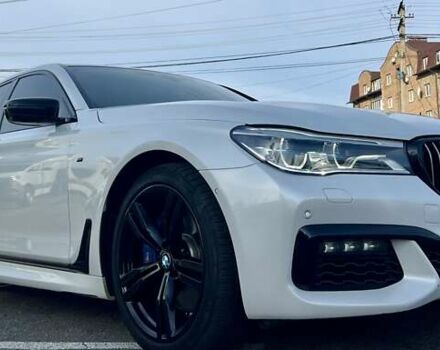 Белый БМВ 7 Серия, объемом двигателя 4.39 л и пробегом 130 тыс. км за 29888 $, фото 4 на Automoto.ua