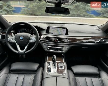 Белый БМВ 7 Серия, объемом двигателя 2.99 л и пробегом 78 тыс. км за 29900 $, фото 82 на Automoto.ua