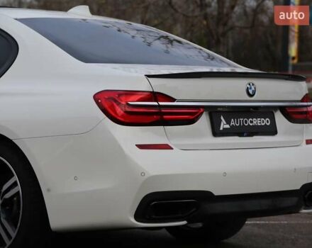 Белый БМВ 7 Серия, объемом двигателя 4.39 л и пробегом 104 тыс. км за 31900 $, фото 7 на Automoto.ua