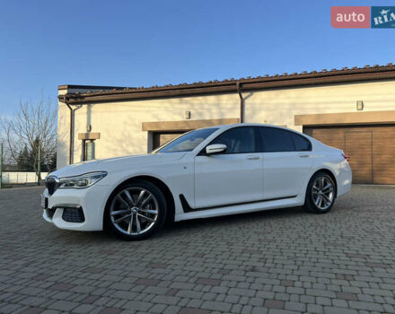 Белый БМВ 7 Серия, объемом двигателя 2.99 л и пробегом 200 тыс. км за 35000 $, фото 2 на Automoto.ua