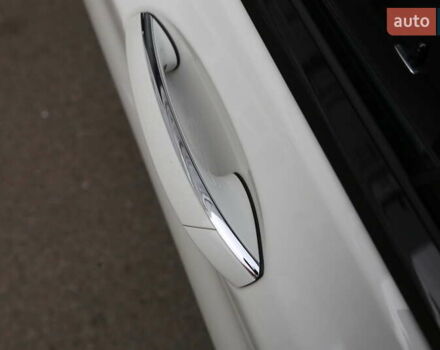 Белый БМВ 7 Серия, объемом двигателя 4.39 л и пробегом 104 тыс. км за 31900 $, фото 30 на Automoto.ua