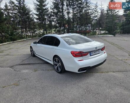 Белый БМВ 7 Серия, объемом двигателя 3 л и пробегом 100 тыс. км за 35000 $, фото 3 на Automoto.ua