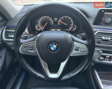 Білий БМВ 7 Серія, об'ємом двигуна 3 л та пробігом 146 тис. км за 40700 $, фото 16 на Automoto.ua