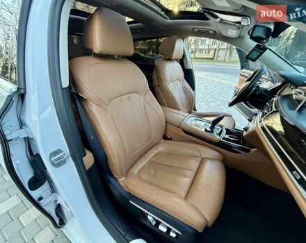 Білий БМВ 7 Серія, об'ємом двигуна 2.98 л та пробігом 165 тис. км за 37700 $, фото 73 на Automoto.ua