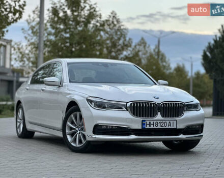 Белый БМВ 7 Серия, объемом двигателя 2 л и пробегом 70 тыс. км за 35500 $, фото 10 на Automoto.ua