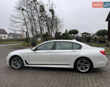 Белый БМВ 7 Серия, объемом двигателя 3 л и пробегом 167 тыс. км за 28000 $, фото 10 на Automoto.ua