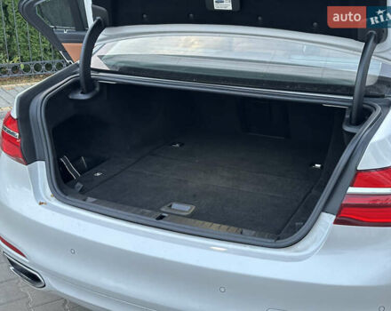 Белый БМВ 7 Серия, объемом двигателя 2 л и пробегом 70 тыс. км за 35500 $, фото 39 на Automoto.ua