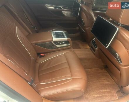 Белый БМВ 7 Серия, объемом двигателя 3 л и пробегом 120 тыс. км за 41000 $, фото 11 на Automoto.ua