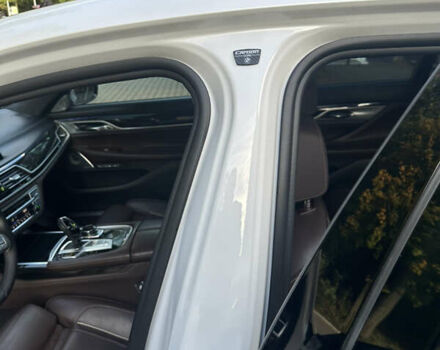 Белый БМВ 7 Серия, объемом двигателя 4.39 л и пробегом 128 тыс. км за 31999 $, фото 21 на Automoto.ua