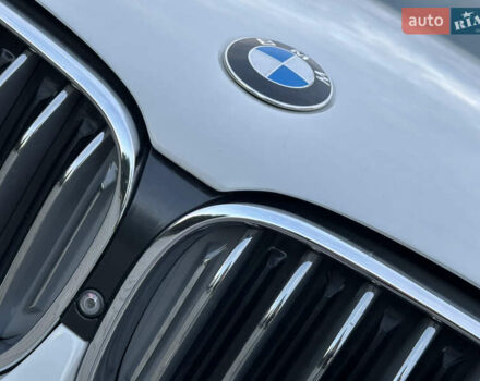Белый БМВ 7 Серия, объемом двигателя 2 л и пробегом 70 тыс. км за 35500 $, фото 23 на Automoto.ua