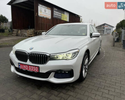 Белый БМВ 7 Серия, объемом двигателя 3 л и пробегом 167 тыс. км за 28000 $, фото 13 на Automoto.ua