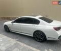 Белый БМВ 7 Серия, объемом двигателя 3 л и пробегом 120 тыс. км за 41000 $, фото 1 на Automoto.ua