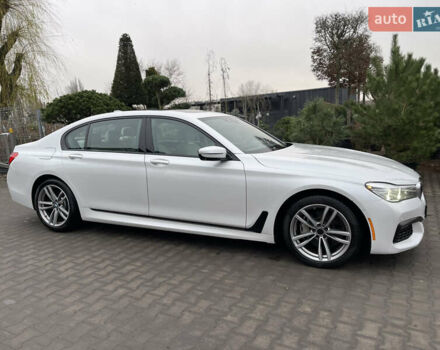 Белый БМВ 7 Серия, объемом двигателя 3 л и пробегом 167 тыс. км за 28000 $, фото 4 на Automoto.ua