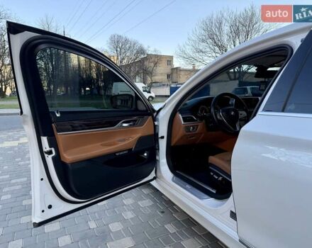 Білий БМВ 7 Серія, об'ємом двигуна 2.98 л та пробігом 165 тис. км за 37700 $, фото 61 на Automoto.ua