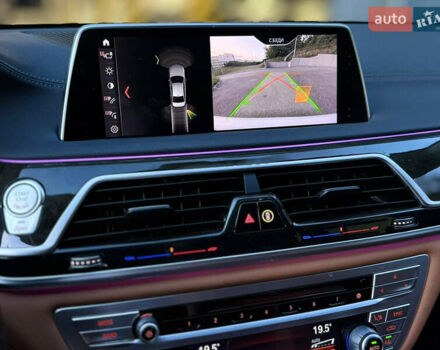 Белый БМВ 7 Серия, объемом двигателя 3 л и пробегом 95 тыс. км за 35000 $, фото 24 на Automoto.ua