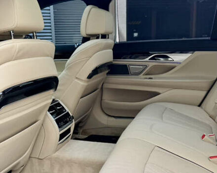 Белый БМВ 7 Серия, объемом двигателя 4.39 л и пробегом 87 тыс. км за 37000 $, фото 23 на Automoto.ua