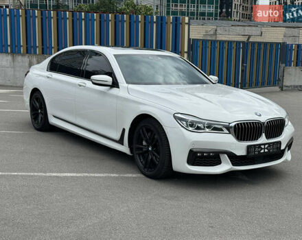 Белый БМВ 7 Серия, объемом двигателя 4.39 л и пробегом 84 тыс. км за 35400 $, фото 9 на Automoto.ua