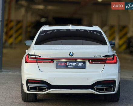 Белый БМВ 7 Серия, объемом двигателя 3 л и пробегом 95 тыс. км за 35000 $, фото 6 на Automoto.ua