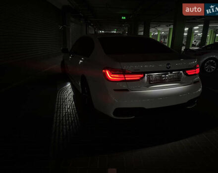 Белый БМВ 7 Серия, объемом двигателя 4.39 л и пробегом 87 тыс. км за 37000 $, фото 45 на Automoto.ua