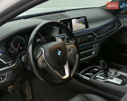 Белый БМВ 7 Серия, объемом двигателя 3 л и пробегом 113 тыс. км за 28440 $, фото 9 на Automoto.ua