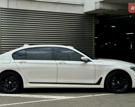 Белый БМВ 7 Серия, объемом двигателя 4.39 л и пробегом 87 тыс. км за 37000 $, фото 9 на Automoto.ua