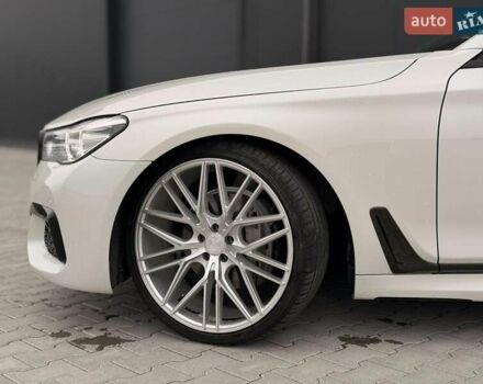 Белый БМВ 7 Серия, объемом двигателя 3 л и пробегом 113 тыс. км за 28440 $, фото 5 на Automoto.ua