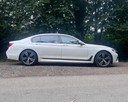 Белый БМВ 7 Серия, объемом двигателя 4.4 л и пробегом 70 тыс. км за 40000 $, фото 2 на Automoto.ua