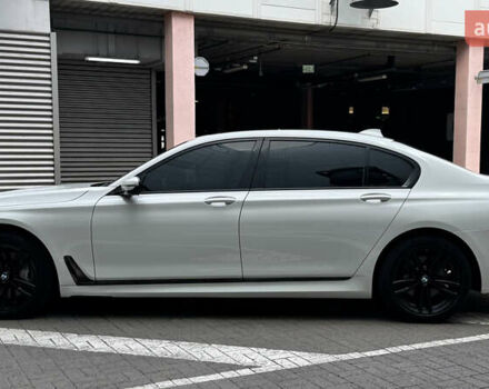 Белый БМВ 7 Серия, объемом двигателя 4.39 л и пробегом 87 тыс. км за 37000 $, фото 5 на Automoto.ua