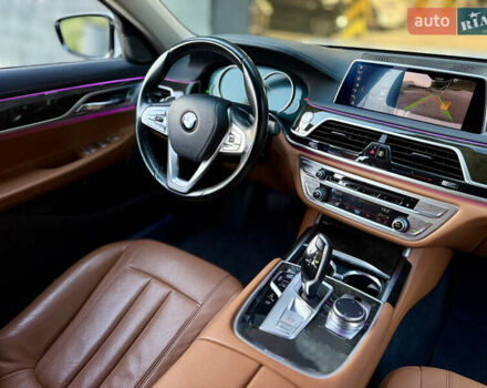 Белый БМВ 7 Серия, объемом двигателя 3 л и пробегом 95 тыс. км за 35000 $, фото 18 на Automoto.ua