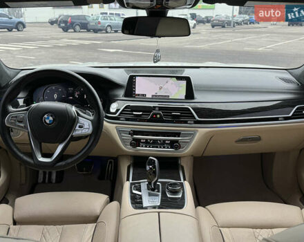 Белый БМВ 7 Серия, объемом двигателя 4.39 л и пробегом 87 тыс. км за 38500 $, фото 13 на Automoto.ua