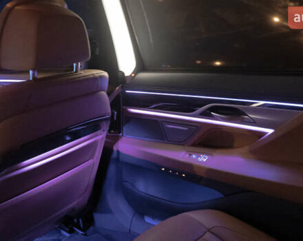 Белый БМВ 7 Серия, объемом двигателя 4.39 л и пробегом 116 тыс. км за 40000 $, фото 39 на Automoto.ua