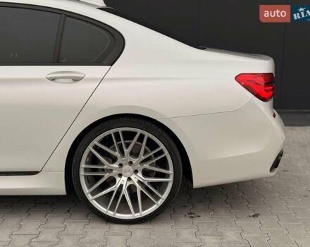 Белый БМВ 7 Серия, объемом двигателя 3 л и пробегом 113 тыс. км за 28440 $, фото 19 на Automoto.ua