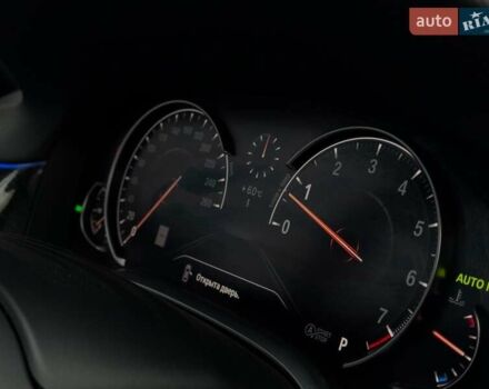 Белый БМВ 7 Серия, объемом двигателя 3 л и пробегом 113 тыс. км за 28440 $, фото 31 на Automoto.ua