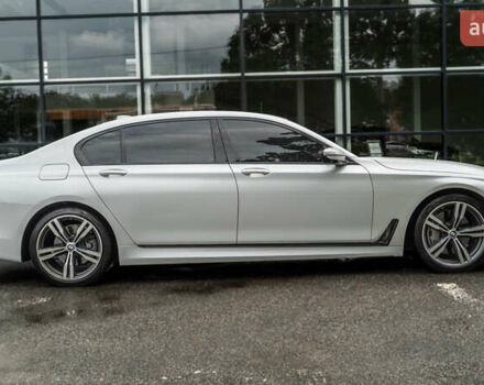 Белый БМВ 7 Серия, объемом двигателя 4.39 л и пробегом 116 тыс. км за 40000 $, фото 6 на Automoto.ua