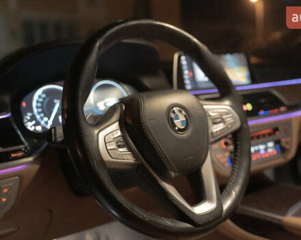 Белый БМВ 7 Серия, объемом двигателя 4.39 л и пробегом 116 тыс. км за 40000 $, фото 40 на Automoto.ua