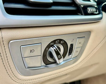 Белый БМВ 7 Серия, объемом двигателя 4.39 л и пробегом 87 тыс. км за 37000 $, фото 17 на Automoto.ua