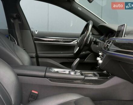 Белый БМВ 7 Серия, объемом двигателя 3 л и пробегом 113 тыс. км за 28440 $, фото 28 на Automoto.ua