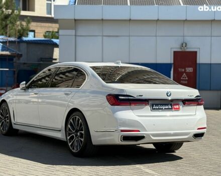 Белый БМВ 7 Серия, объемом двигателя 3 л и пробегом 69 тыс. км за 44940 $, фото 8 на Automoto.ua