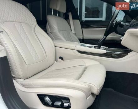 Белый БМВ 7 Серия, объемом двигателя 4.39 л и пробегом 125 тыс. км за 53999 $, фото 51 на Automoto.ua