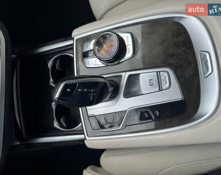 Белый БМВ 7 Серия, объемом двигателя 3 л и пробегом 68 тыс. км за 52999 $, фото 31 на Automoto.ua