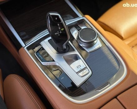 Белый БМВ 7 Серия, объемом двигателя 3 л и пробегом 69 тыс. км за 44940 $, фото 32 на Automoto.ua