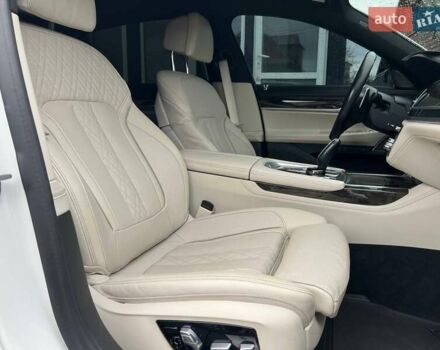 Белый БМВ 7 Серия, объемом двигателя 4.39 л и пробегом 125 тыс. км за 53999 $, фото 49 на Automoto.ua