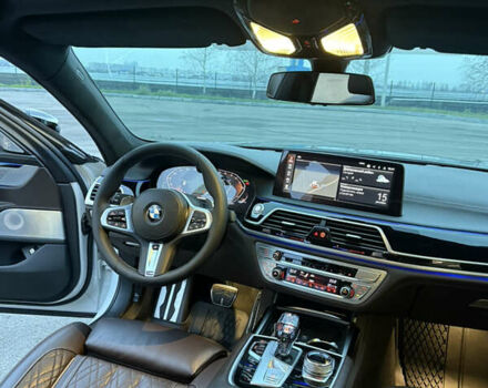 Белый БМВ 7 Серия, объемом двигателя 2.99 л и пробегом 44 тыс. км за 69000 $, фото 19 на Automoto.ua