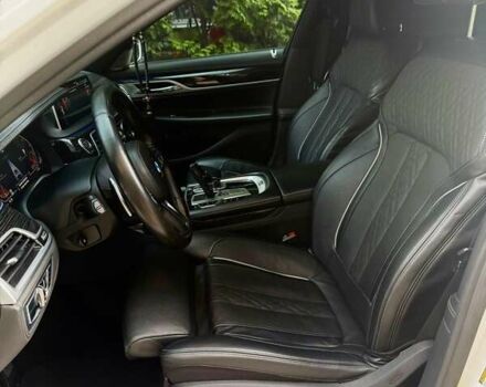 Белый БМВ 7 Серия, объемом двигателя 4.39 л и пробегом 111 тыс. км за 59900 $, фото 12 на Automoto.ua