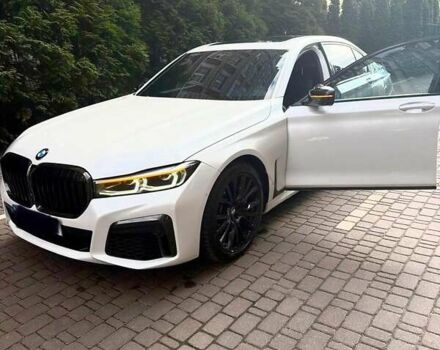 Белый БМВ 7 Серия, объемом двигателя 4.39 л и пробегом 111 тыс. км за 59900 $, фото 4 на Automoto.ua