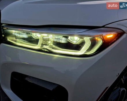 Белый БМВ 7 Серия, объемом двигателя 3 л и пробегом 37 тыс. км за 59000 $, фото 7 на Automoto.ua