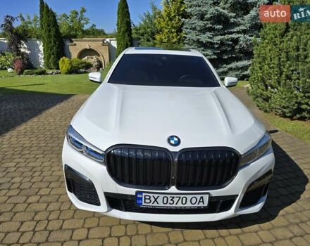 Белый БМВ 7 Серия, объемом двигателя 4.39 л и пробегом 38 тыс. км за 57000 $, фото 1 на Automoto.ua