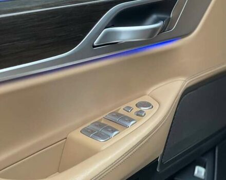 Білий БМВ 7 Серія, об'ємом двигуна 3 л та пробігом 75 тис. км за 46000 $, фото 16 на Automoto.ua