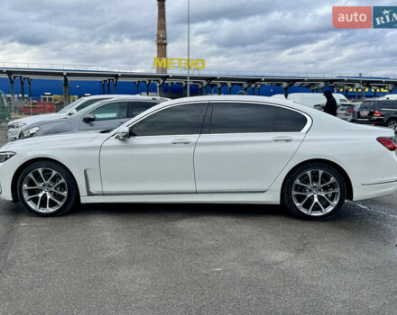 Білий БМВ 7 Серія, об'ємом двигуна 3 л та пробігом 71 тис. км за 49500 $, фото 11 на Automoto.ua