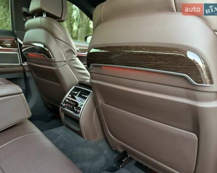 Белый БМВ 7 Серия, объемом двигателя 2.99 л и пробегом 9 тыс. км за 85000 $, фото 46 на Automoto.ua